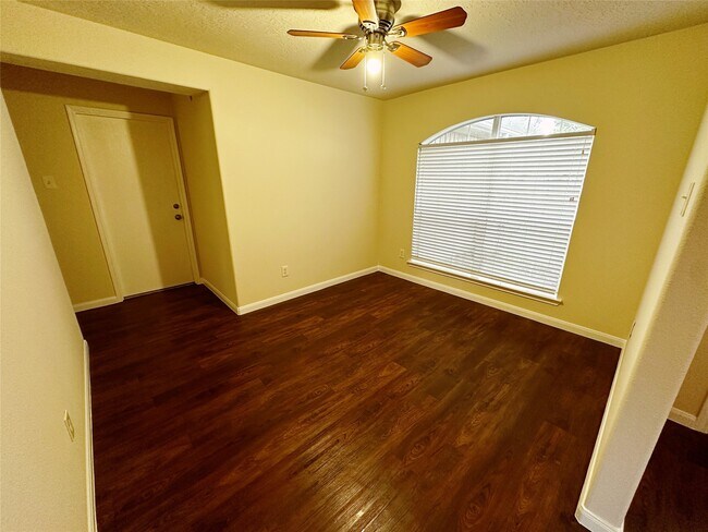 Foto del edificio - 11723 Standing Pine Ln