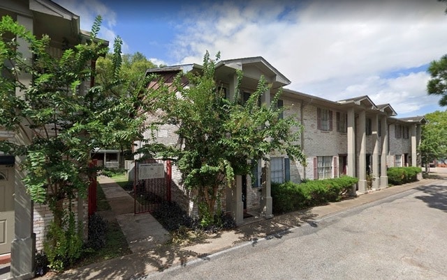 Building Photo - 9344 Pecos St