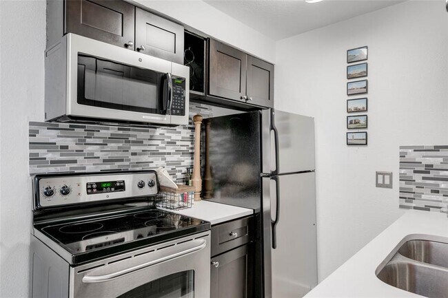 Foto del edificio - 2302 East Side Dr
