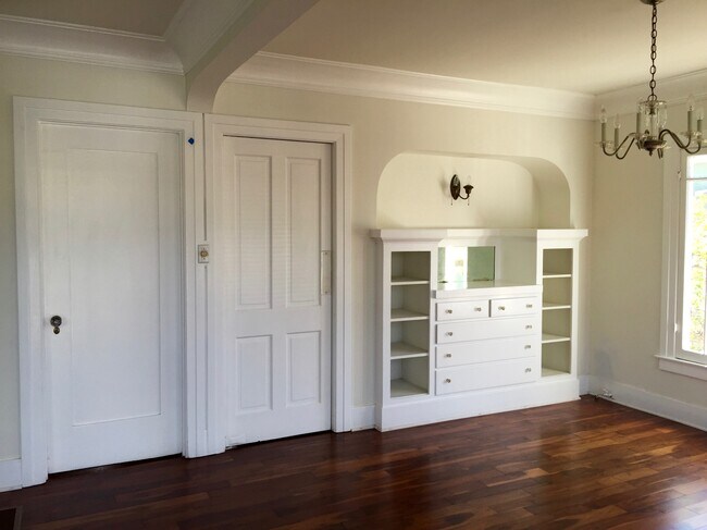 dining room - 606 Boccaccio Ave