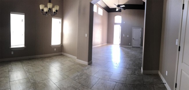 Building Photo - 11669 Sugar Bay Way