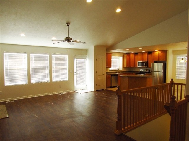 Building Photo - 5171 W Crimson Patch Way