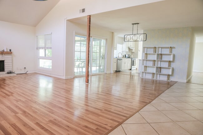 Building Photo - 23328 Alamos Ln