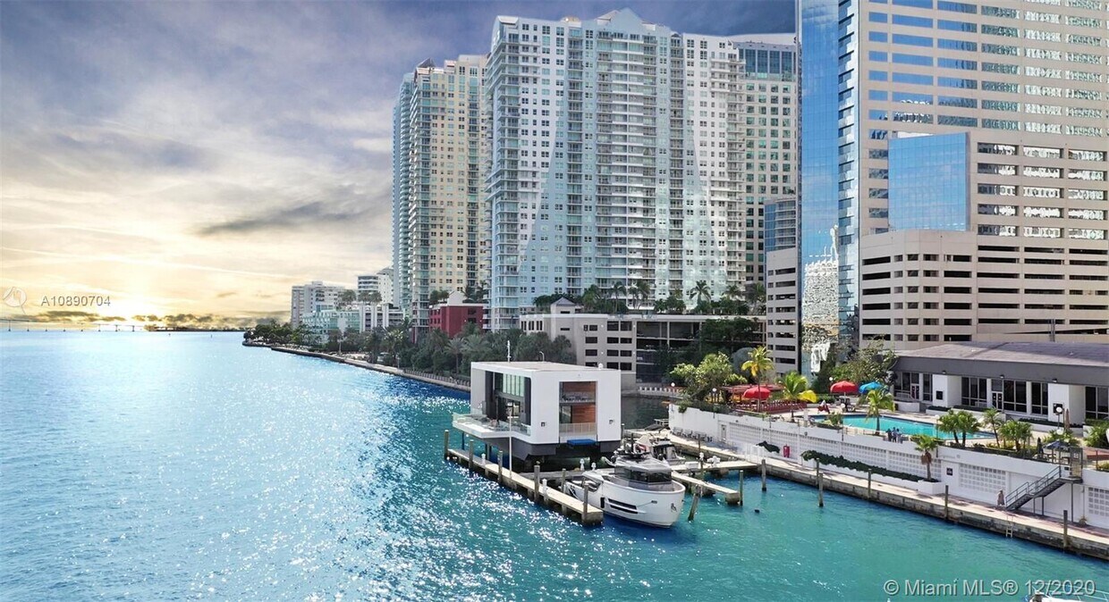 Primary Photo - 890 Brickell Key Dr