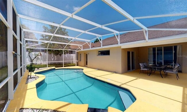 Building Photo - 8810 Kensington Ct