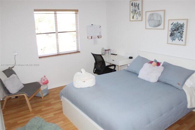 Foto del edificio - 1449 Meadows Blvd