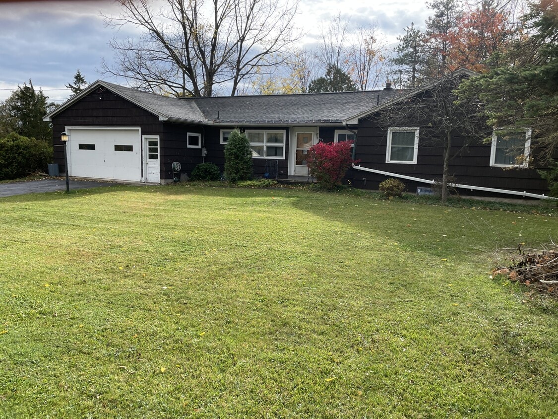 Photo - 104 Terrace Cir (Syracuse, NY)