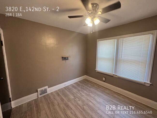 Foto del edificio - 3820 E.,142nd St.-2