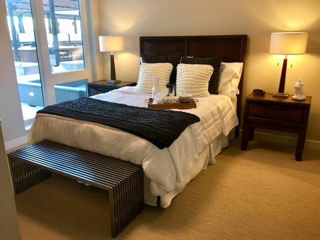 Foto del edificio - 315 1st Ave NE