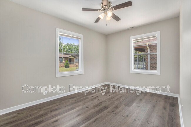 Foto del edificio - 4625 Grasselli Blvd SW