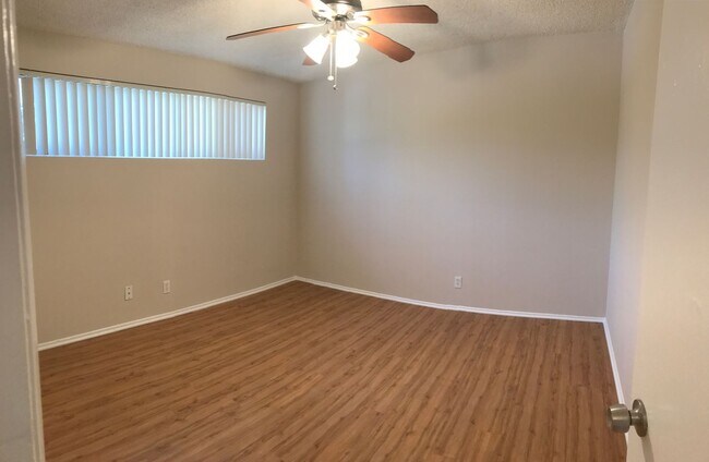 Foto del interior - 6944-6954 Coldwater Canyon Ave