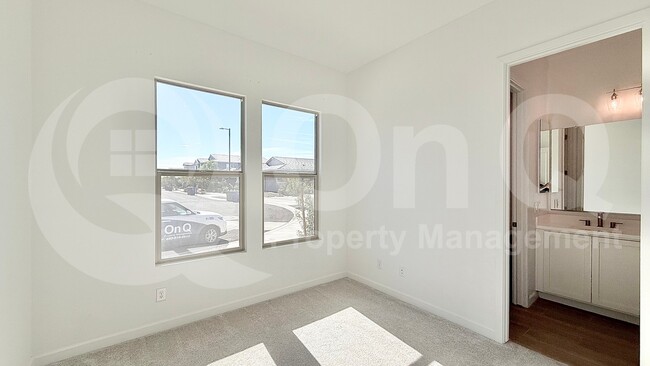 Building Photo - 22604 E Lords Wy
