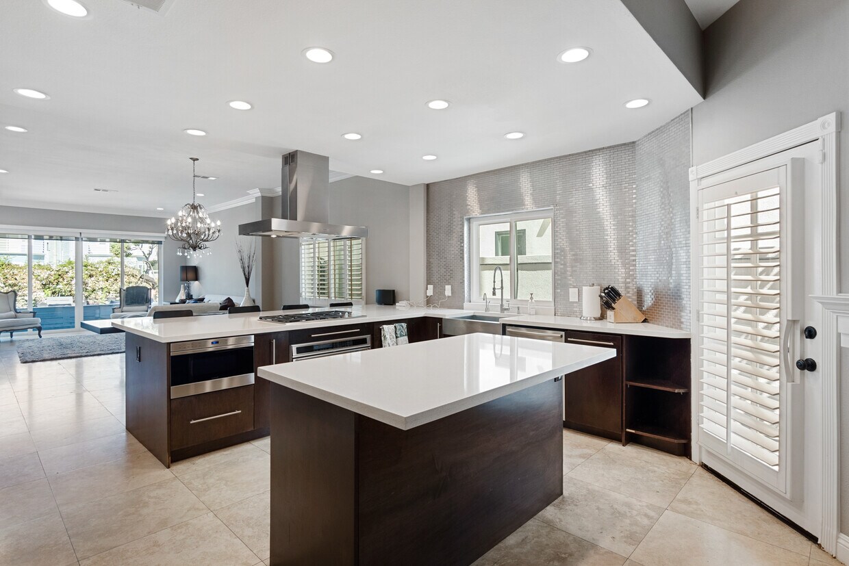 610 8th St, Huntington Beach, CA 92648 House Rental in Huntington