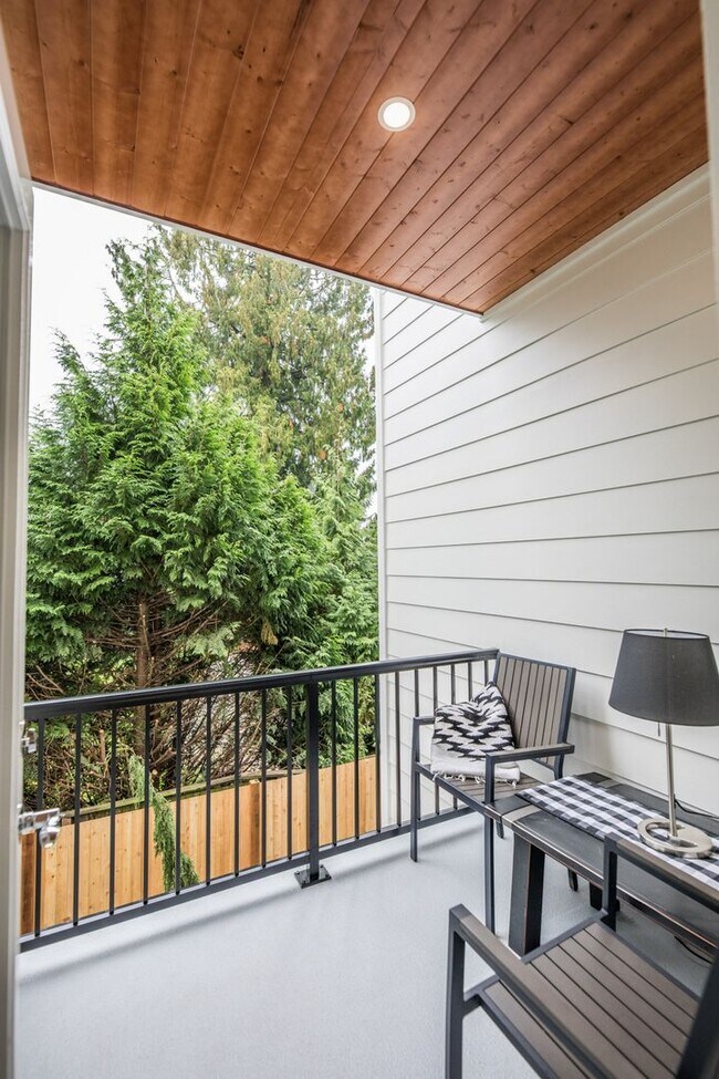Foto del edificio - 3bd/2.5ba Monroe Townhome
