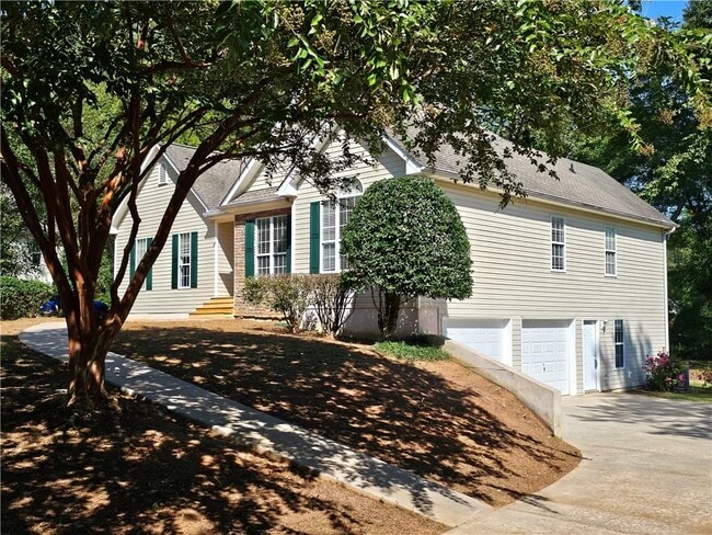 Building Photo - 3965 Starr Creek Rd