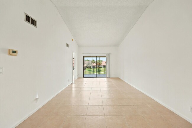 Foto del edificio - 2600 Greenwood Terrace