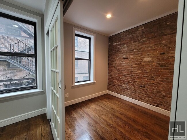 Foto del edificio - East 18th Street