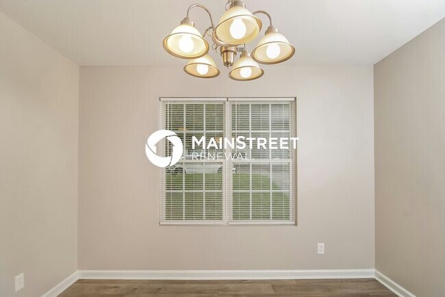 Foto del edificio - 4 Bedroom Pet-Friendly Home in Greensboro,...