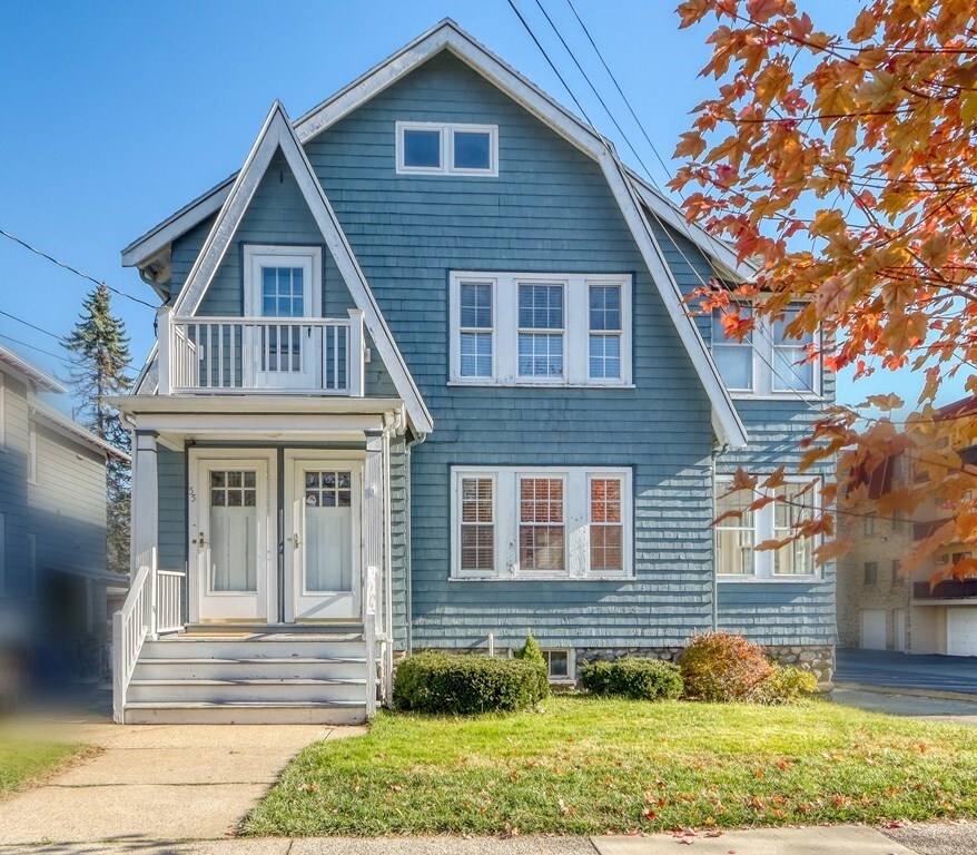 5355 Albion St Unit 1, Melrose, MA 02176 Condo for Rent in Melrose