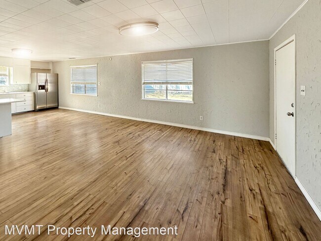 Building Photo - 2 br, 2 bath House - 1307 10th Street