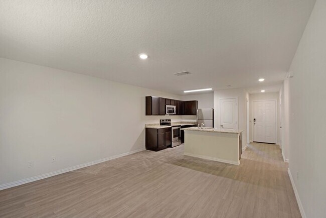 Foto del edificio - 7942 Henson St