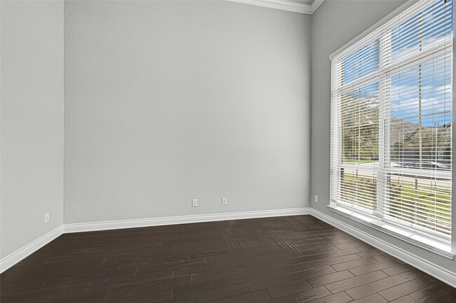 Building Photo - 3430 Golden Cypress Ln