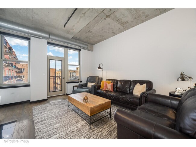 Foto del edificio - 6 S Laflin St