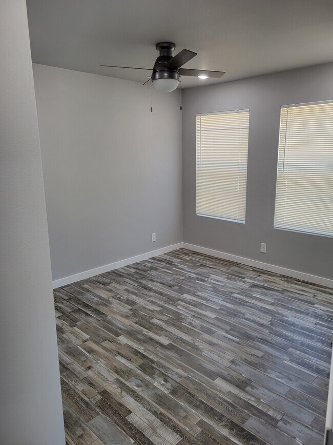Foto del edificio - 408 N Devon St