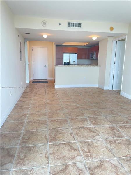 Building Photo - 2681 N Flamingo Rd