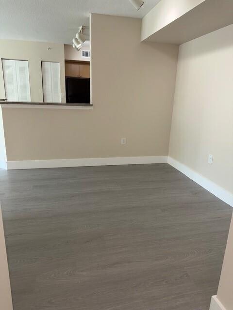 Foto del edificio - 1105 Villa Cir