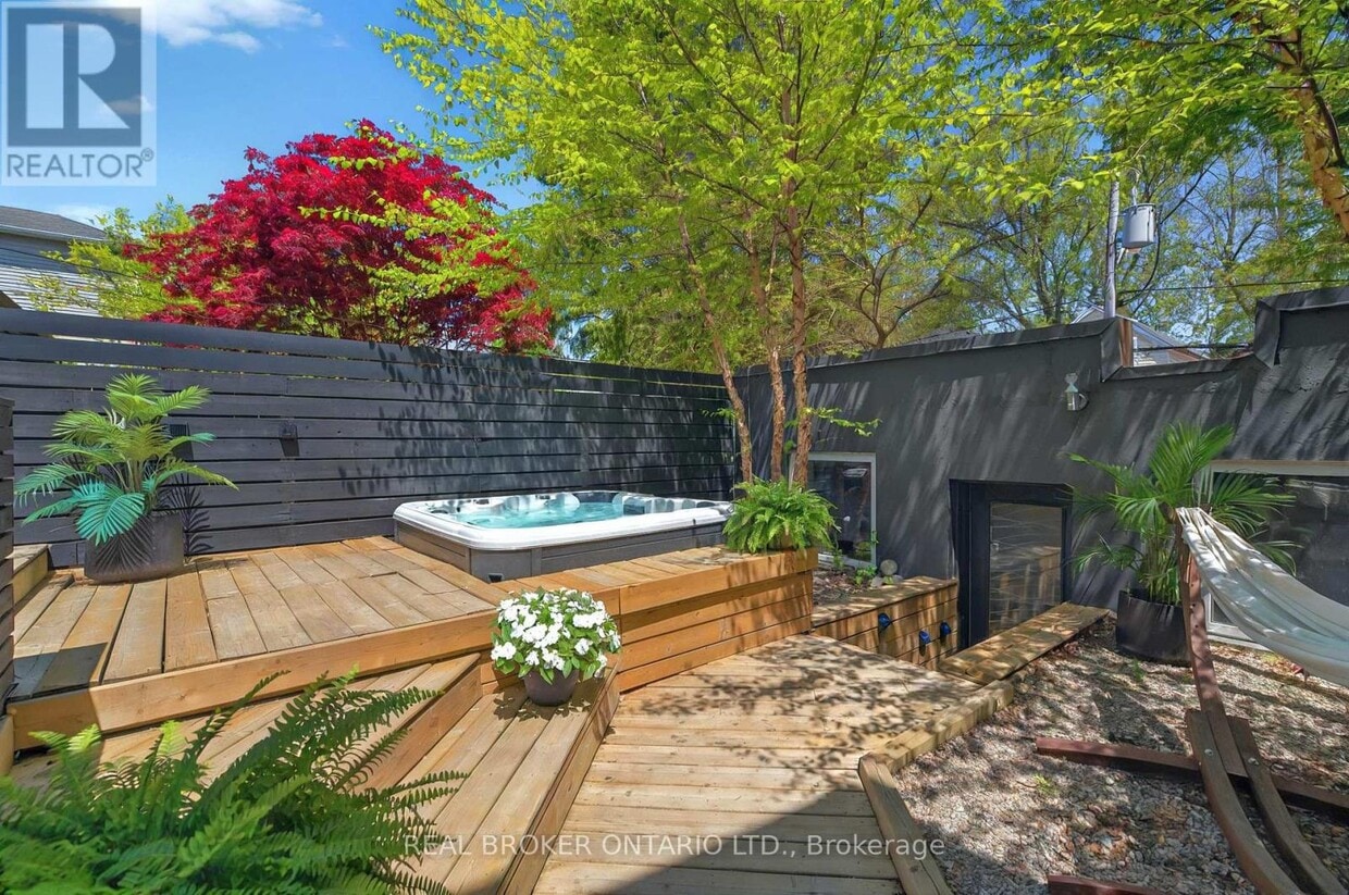 Photo principale - 143 Parkmount Rd