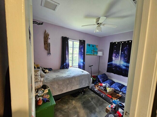 Foto del edificio - 1534 Rankin Ave