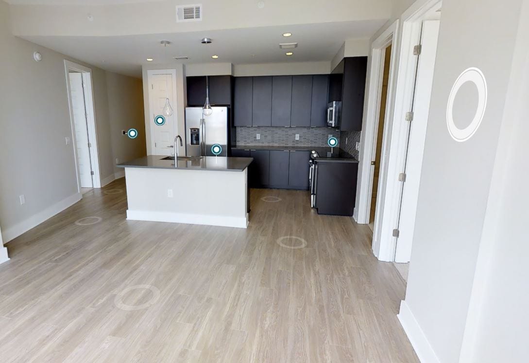 Photo - AMLI Arts Center Apartments