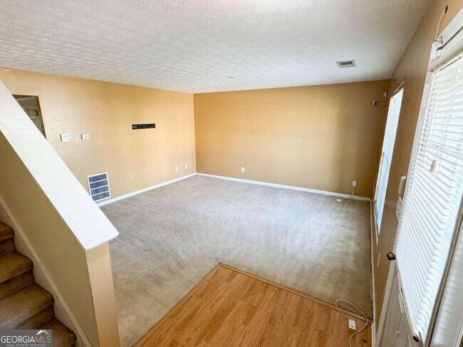 Building Photo - 11407 S Grove Dr