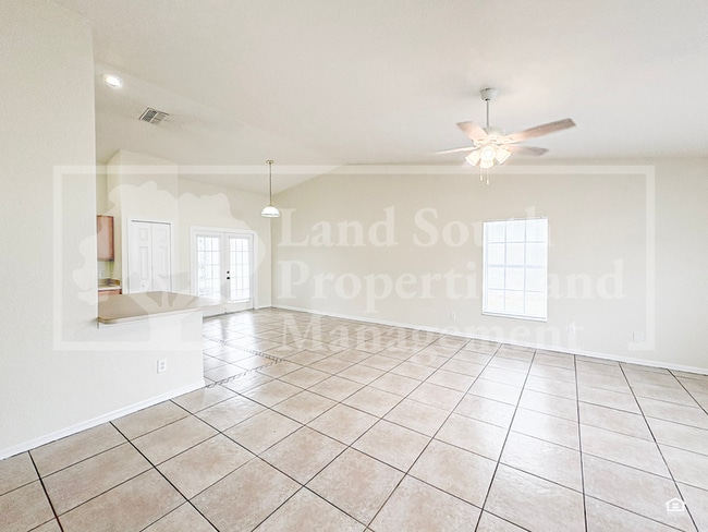 Building Photo - 7823 Sugar Pine Blvd