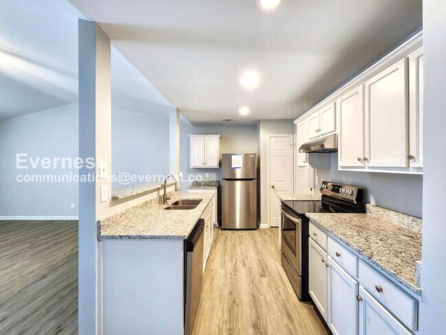 Foto del edificio - 2175 Red Oak Cir