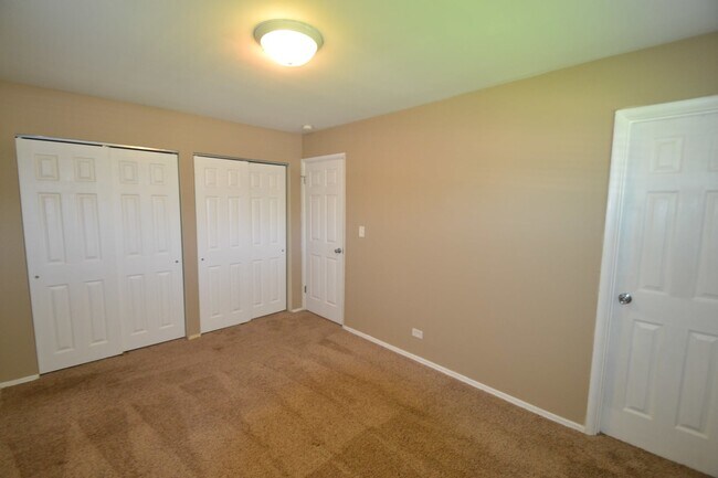 Building Photo - 135 Bode Rd