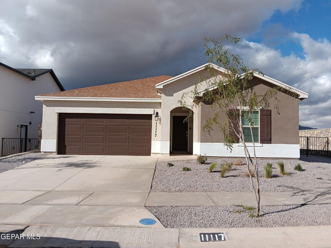 Primary Photo - 11101 Ocotillo Ct