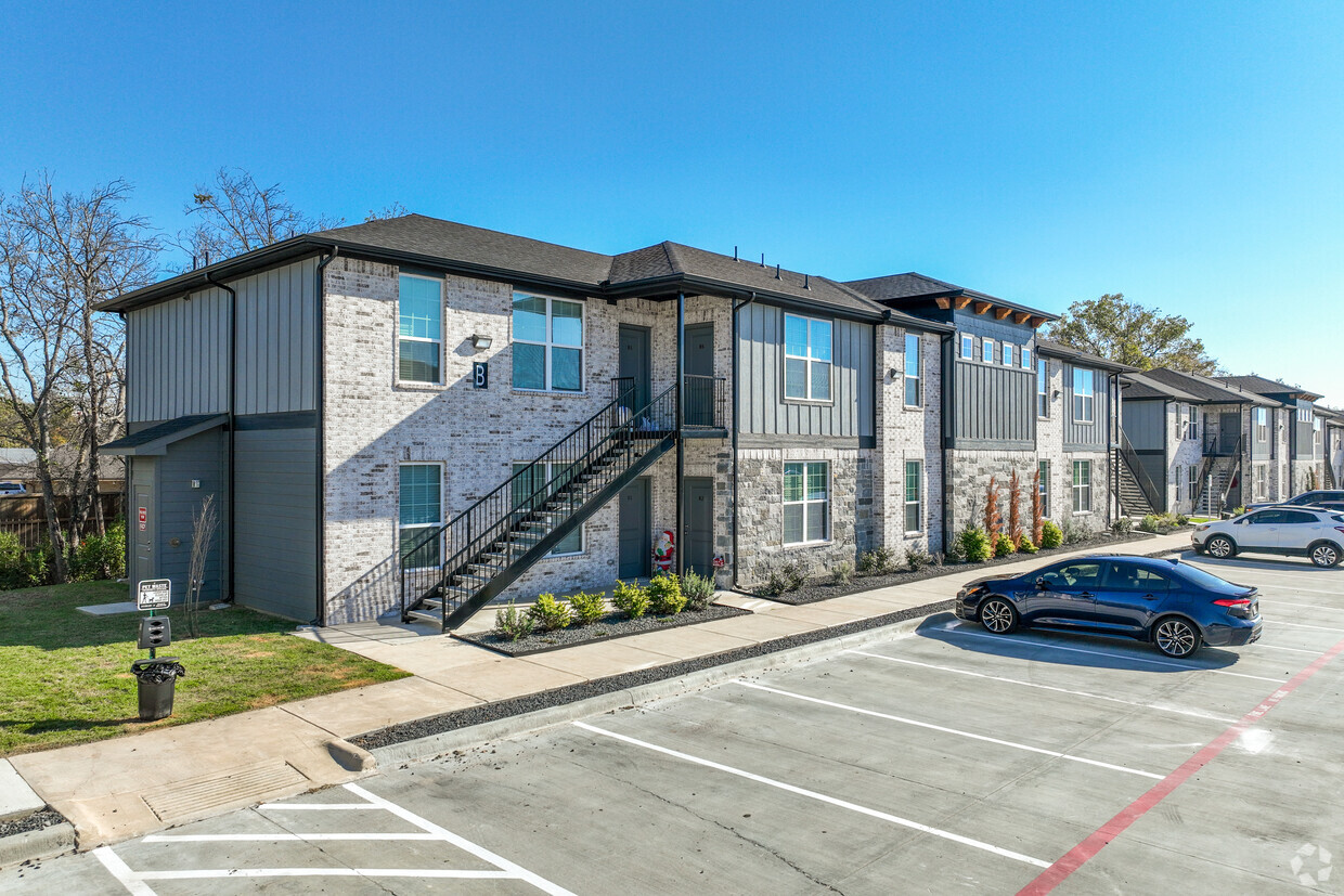 Building Photo - Park Place Apartments
