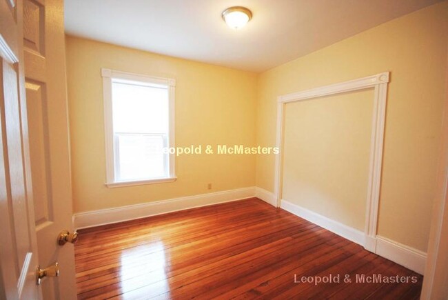 Foto del edificio - 795 Columbia Rd