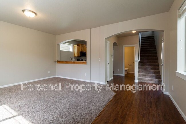 Foto del edificio - 102 NW 76th St