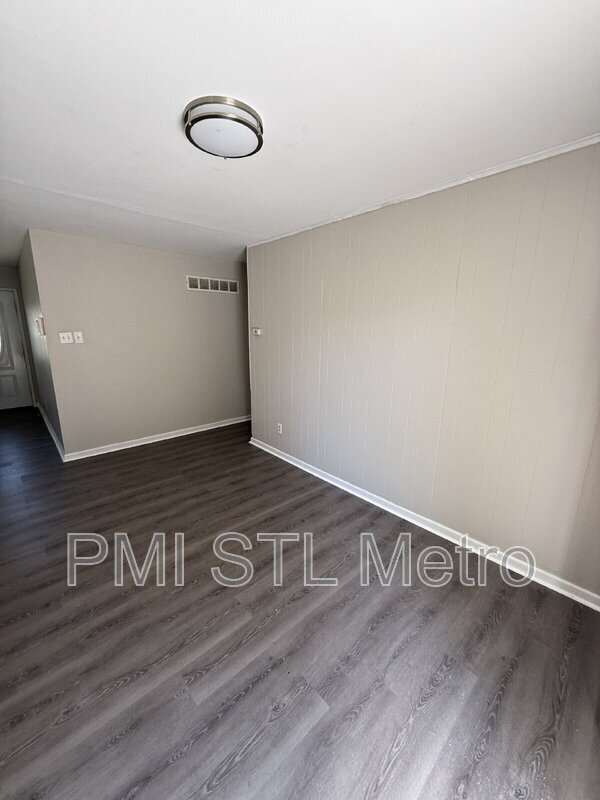 Foto del edificio - 10557 Castle Dr