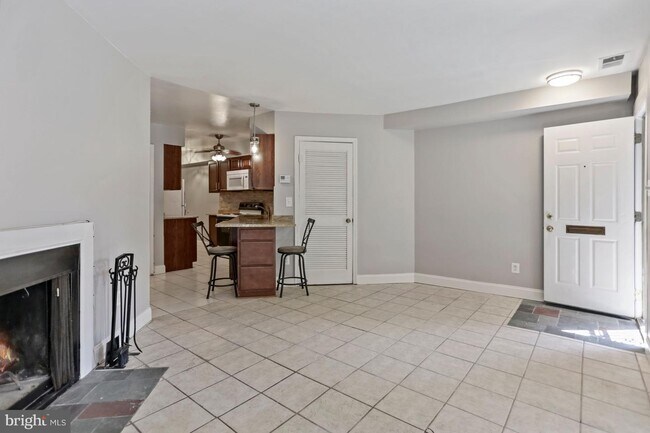 Foto del edificio - 1005 S St. NW