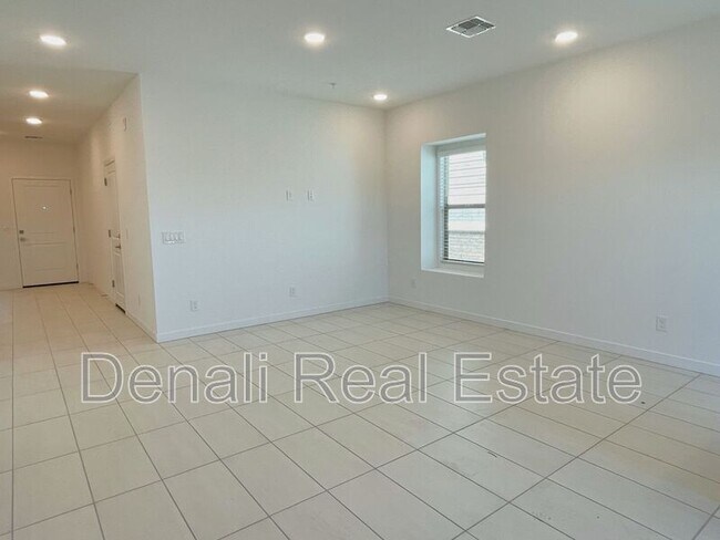 Foto del edificio - 28065 N 28th Dr