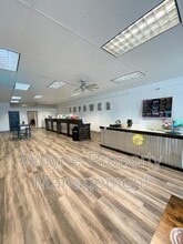 Building Photo - 637 2nd St
