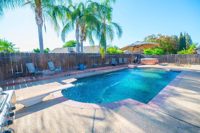 Foto del edificio - 2340 Aldersgate Ct