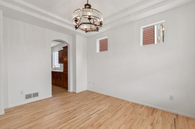 Building Photo - 5309 Cinquefoil Ln