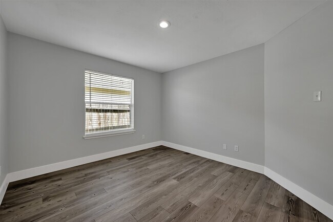 Foto del edificio - 8718 Sorrel Meadows Dr