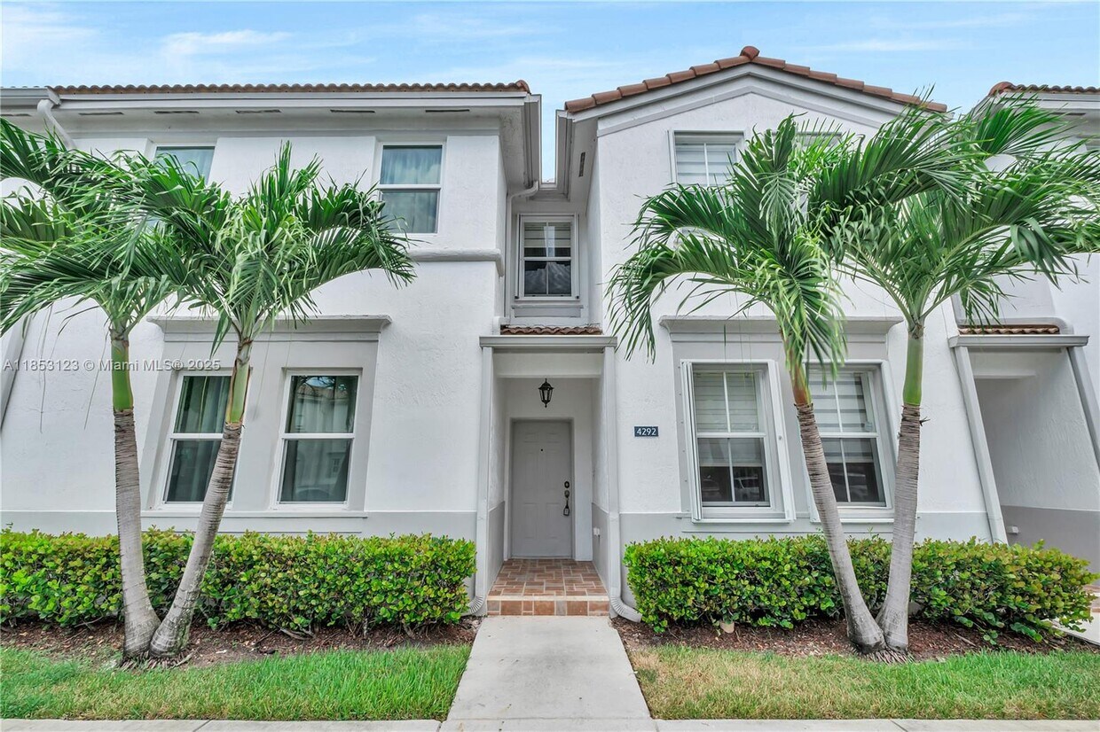 Foto principal - 4292 SW 156th Ave