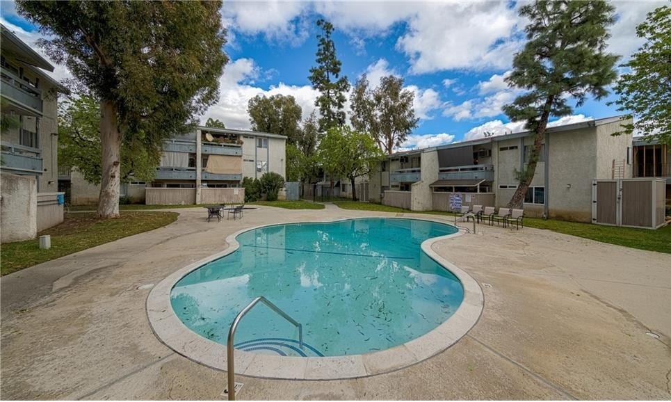 21801 Roscoe Blvd Unit 248, Canoga Park, CA 91304 Condo for Rent in